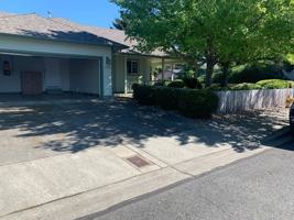 featured image of 1800 Sw J St