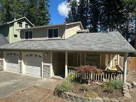 featured image of 18524 Woodside Dr Se