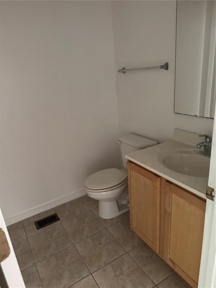 2722 Merrieweather Ln - Photo 3 of 17