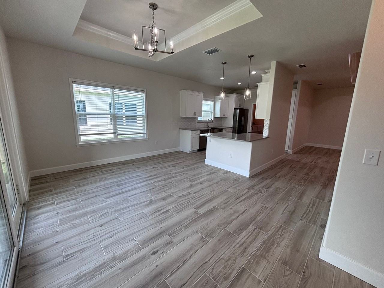 6686 Sw 1st Ln - Photo 7 of 24