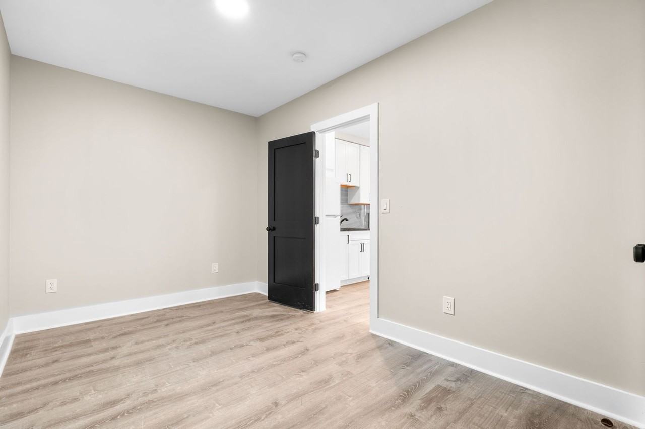 1516 Oates - Photo 6 of 12