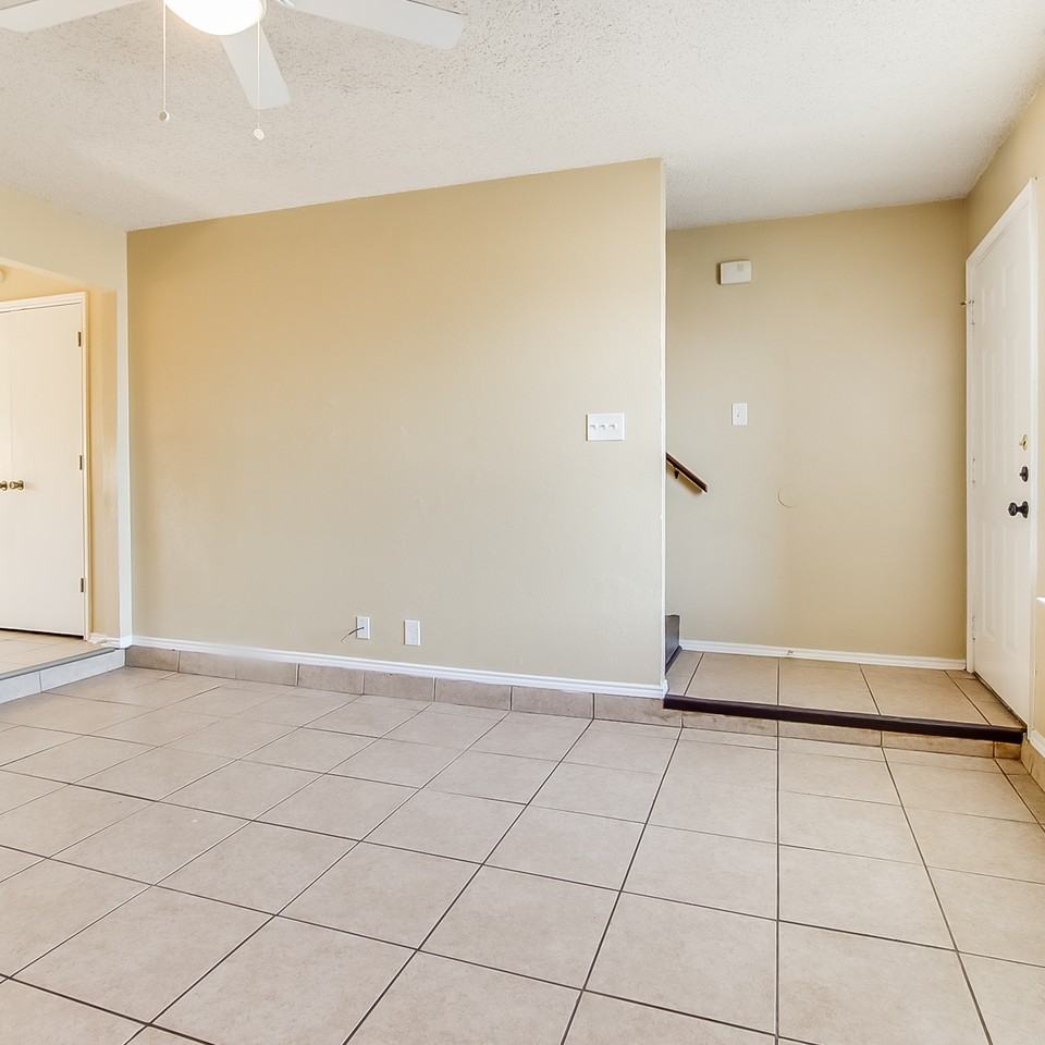 205 Pate Orr Rd N #D - Photo 4 of 27