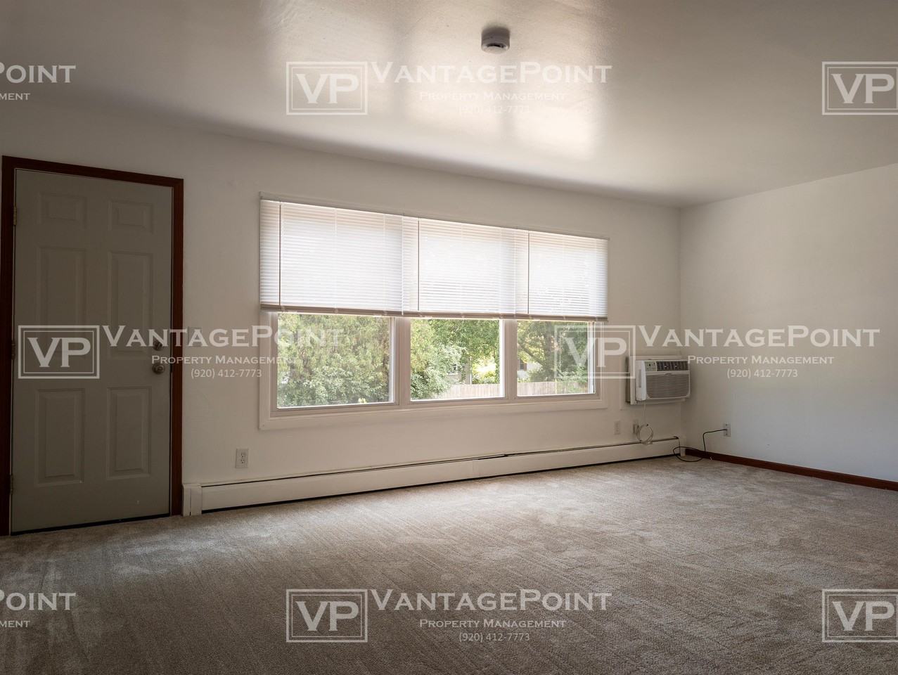 437 N Saint Bernard Dr - Photo 3 of 12