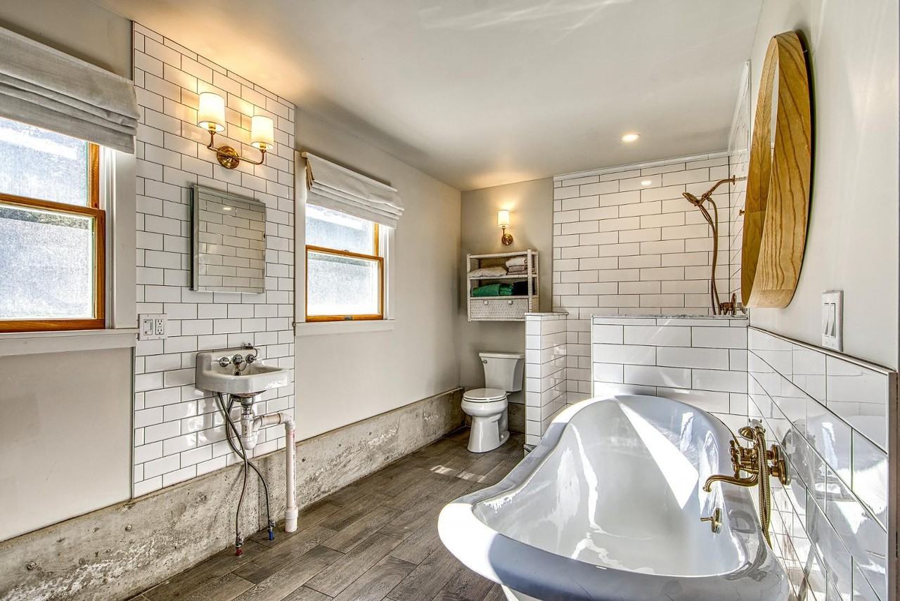 37 Parker Point Rd - Photo 3 of 7