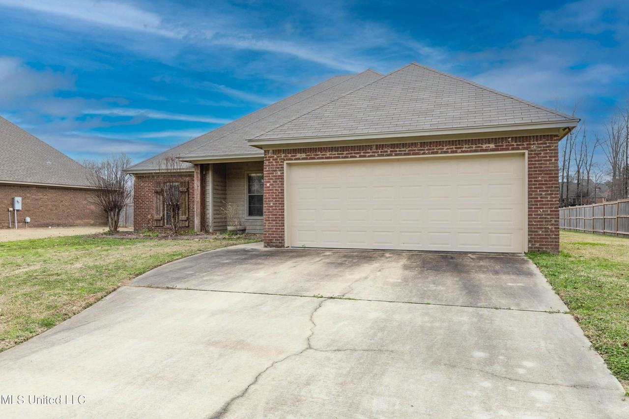 125 Mason Way - Photo 3 of 43