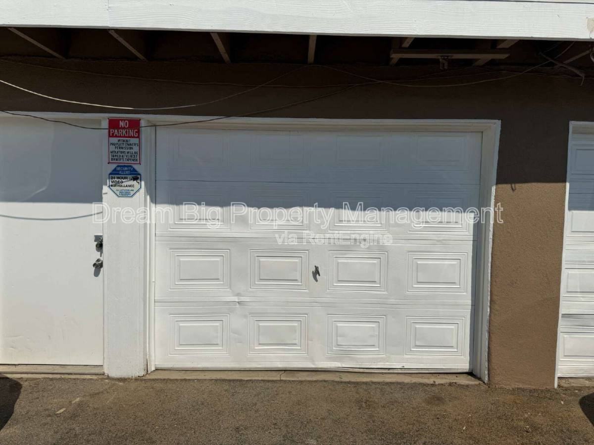 245 Maryknoll Dr - Photo 2 of 10