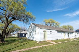 811 S Beverly Dr #811B - Photo 1 of 1