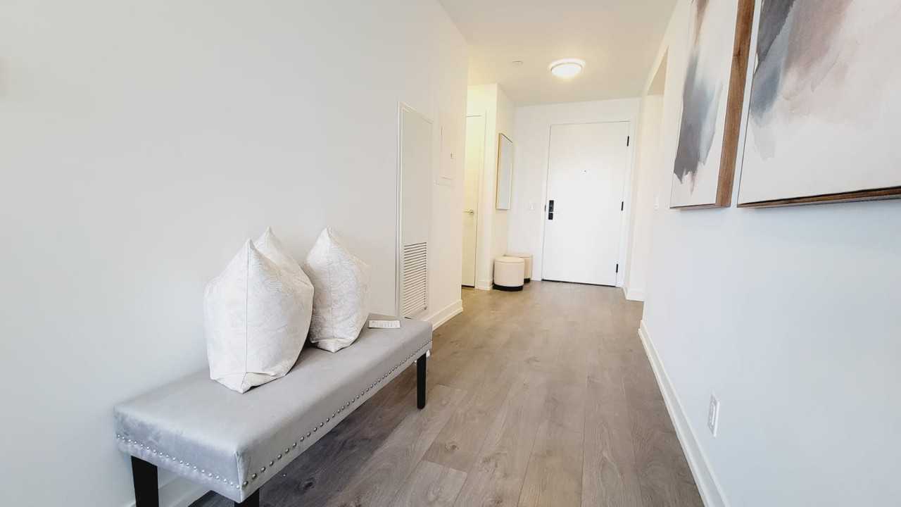 270 Dufferin Street - Photo 3 of 15