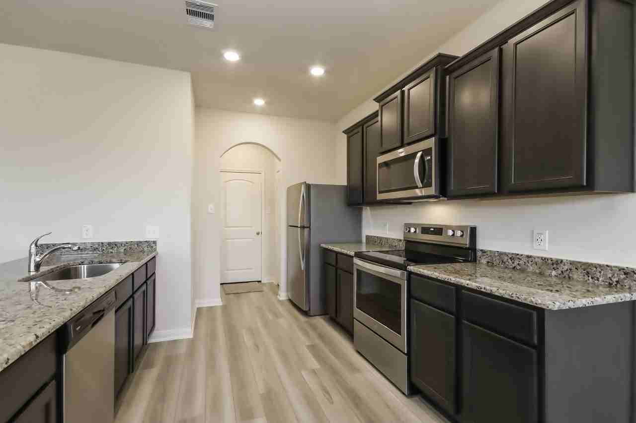 5911 Littoral Rd - Photo 7 of 17