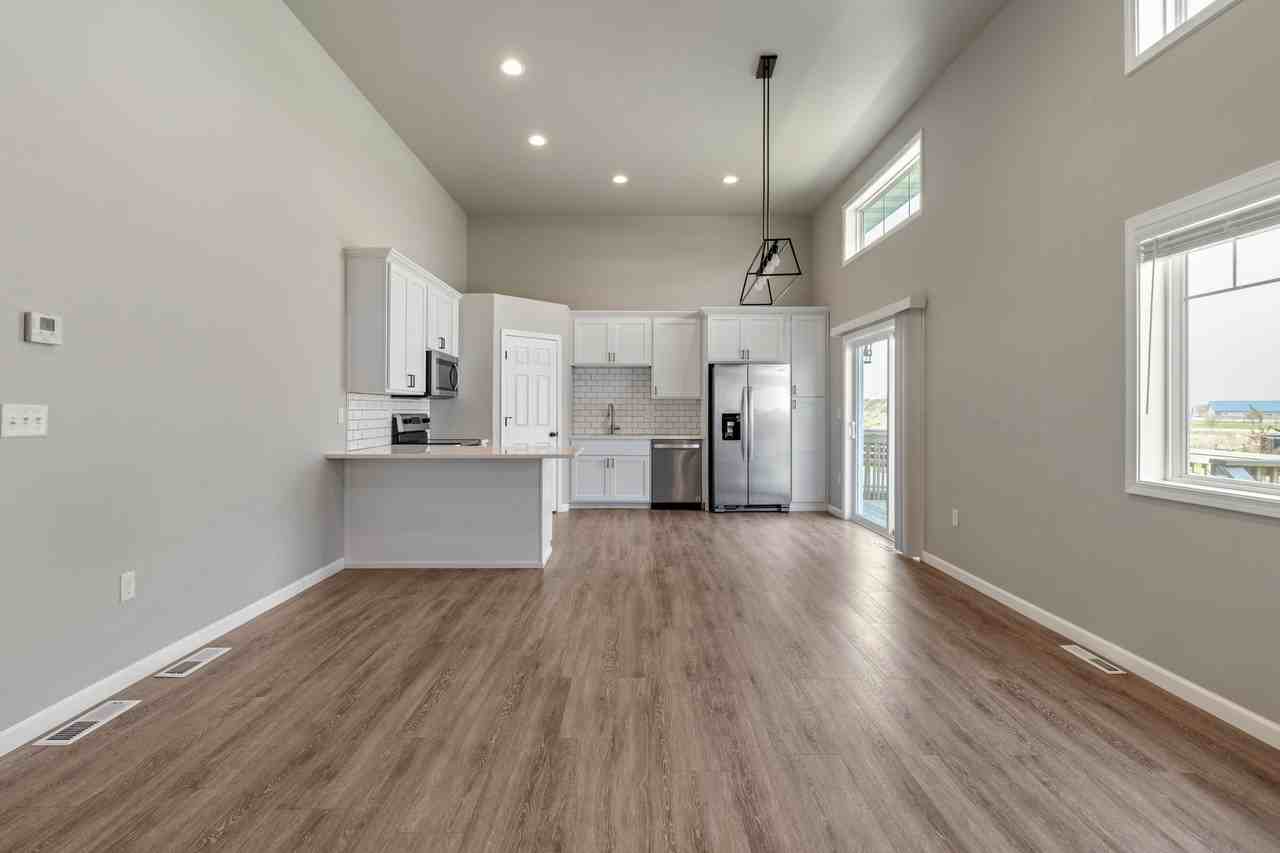 3651 56th St S #1 - Photo 4 of 12