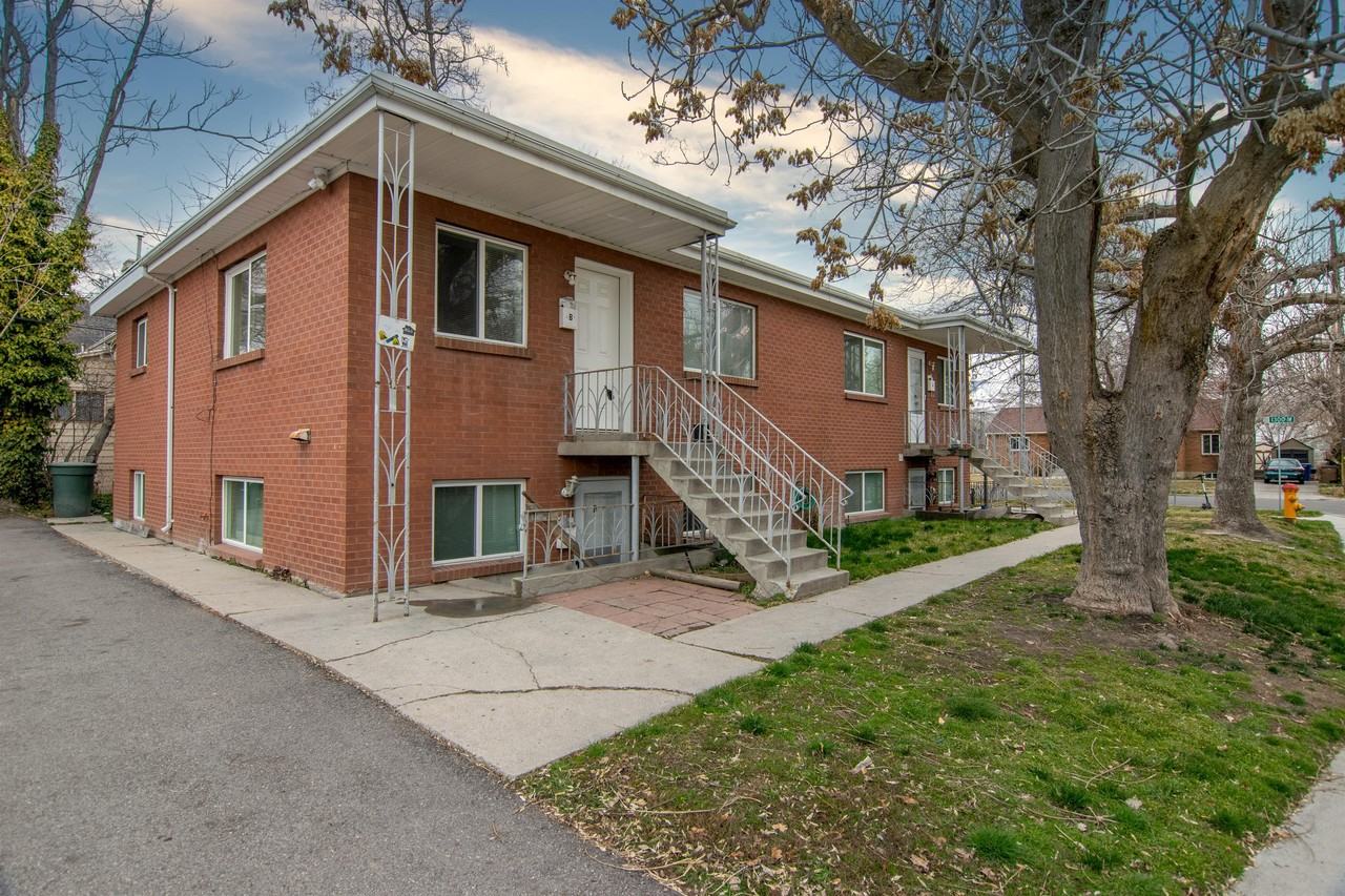 385 S 4820 W #B - Photo 2 of 12