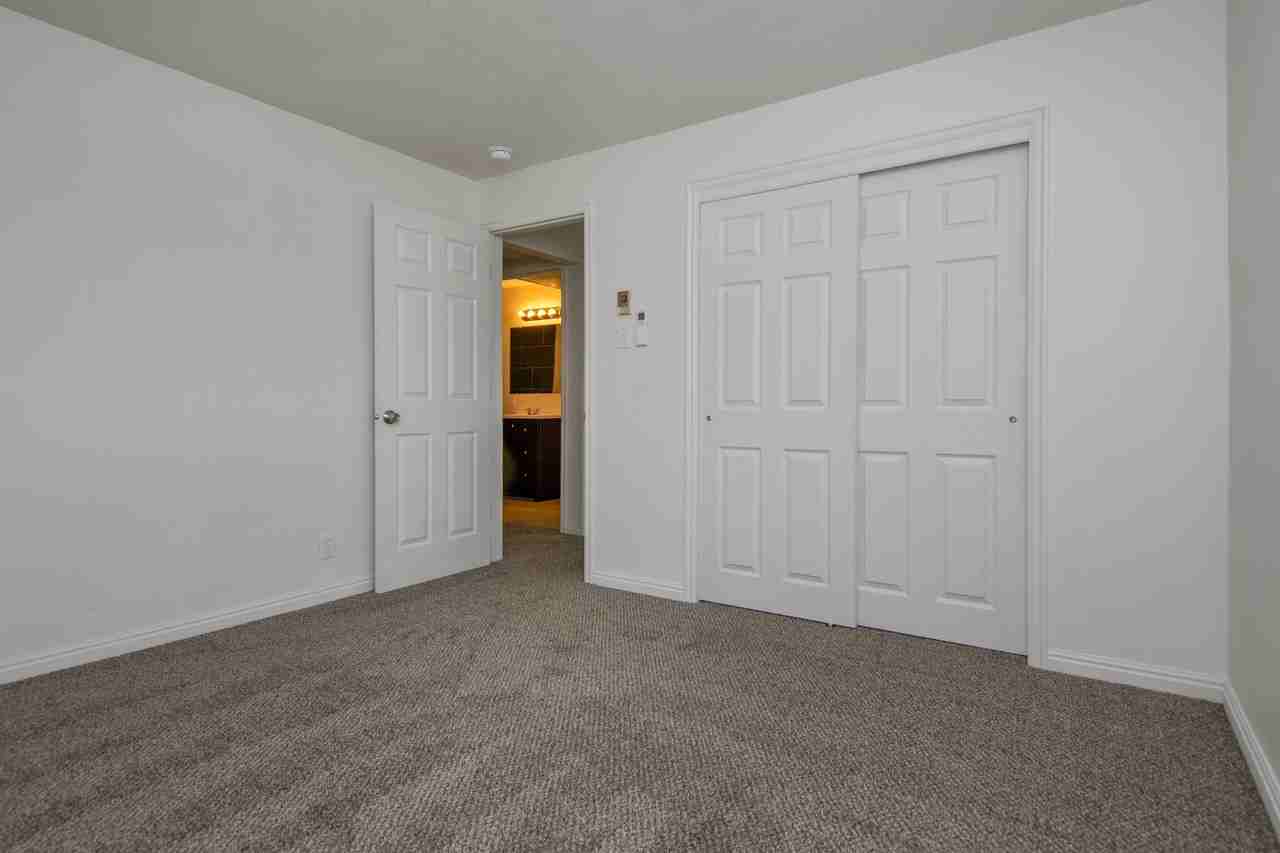 385 S 4820 W #B - Photo 7 of 12