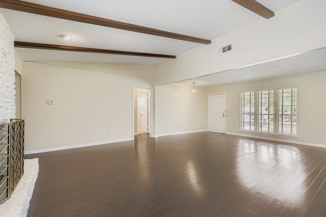 5313 Basswood Ln - Photo 7 of 34