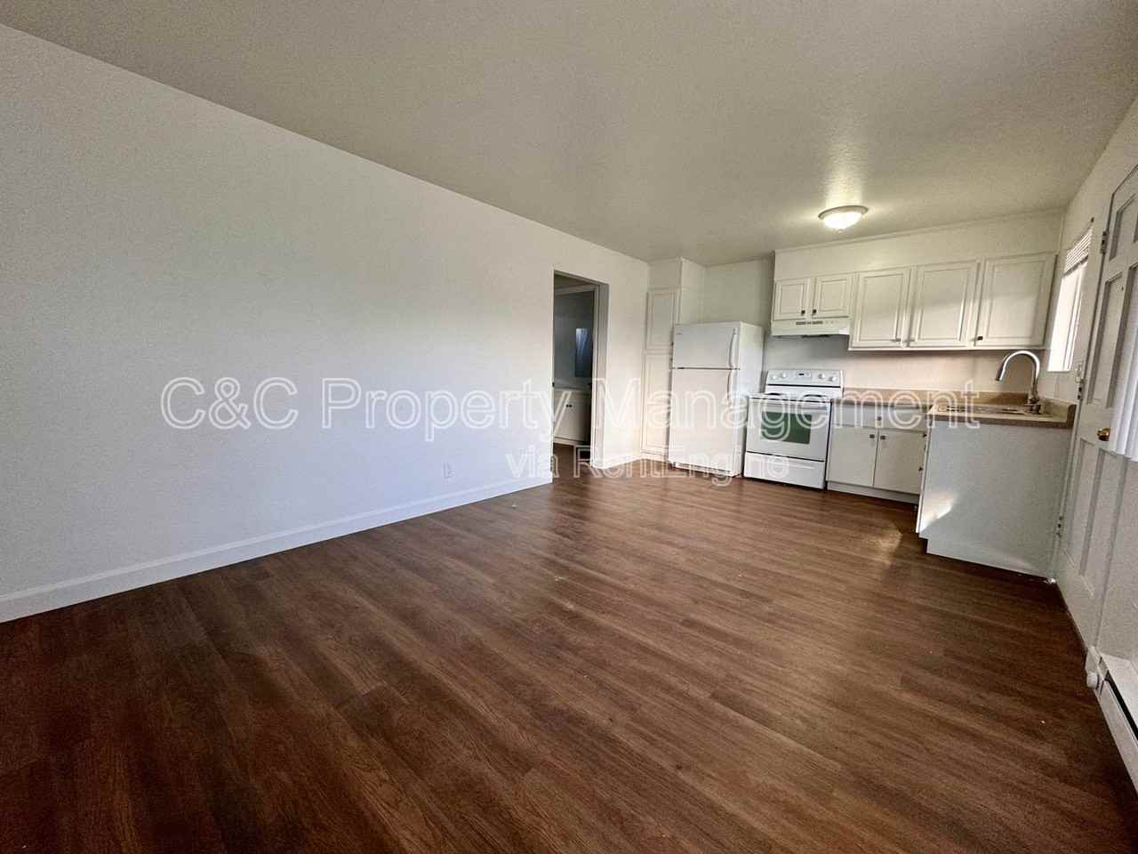 290 Pennsylvania Dr #2 - Photo 2 of 8