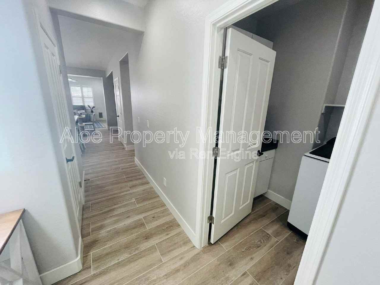 21918 N Bradford Dr - Photo 3 of 24