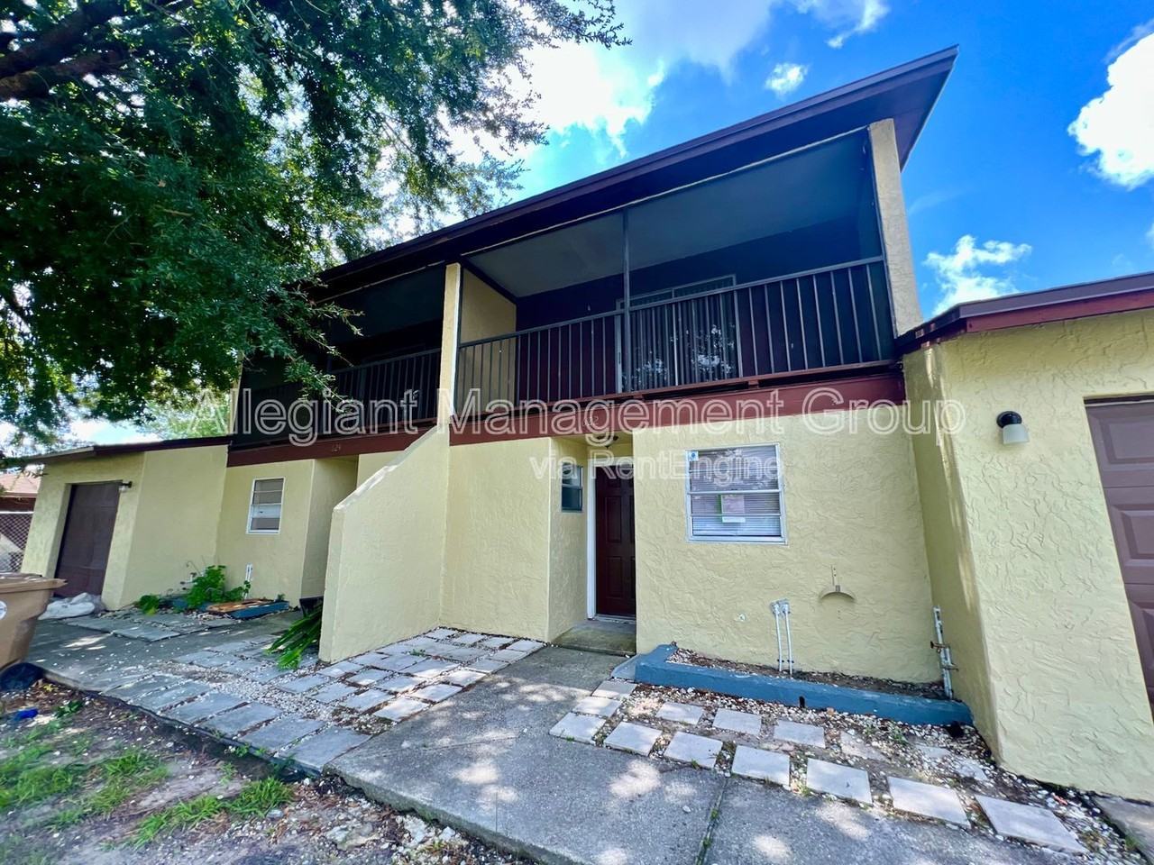 624 Royalty Ct #A - Photo 2 of 11