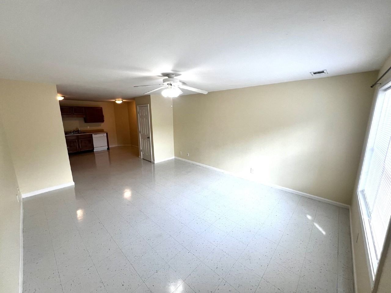 9063-1D Pembroke Rd - Photo 3 of 10