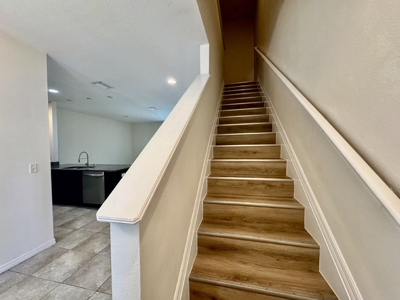 13941 Snapper Fin Ln - Photo 4 of 16