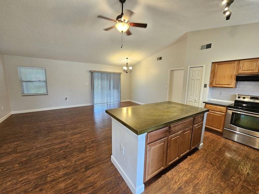 6527 Pleasant Ave - Photo 3 of 15
