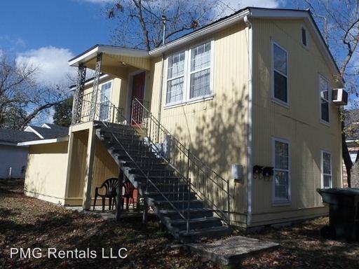 211 Oak Street 5 - Photo 3 of 4