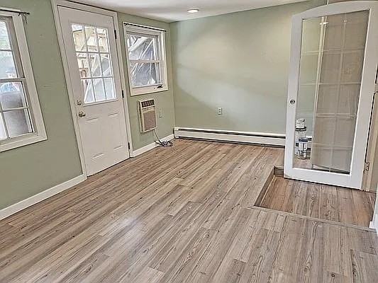 462 Sackett St #1 - Photo 2 of 10