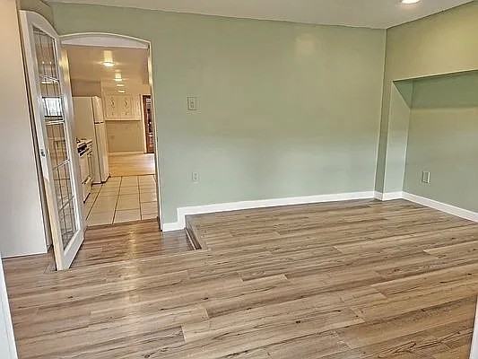 462 Sackett St #1 - Photo 3 of 10