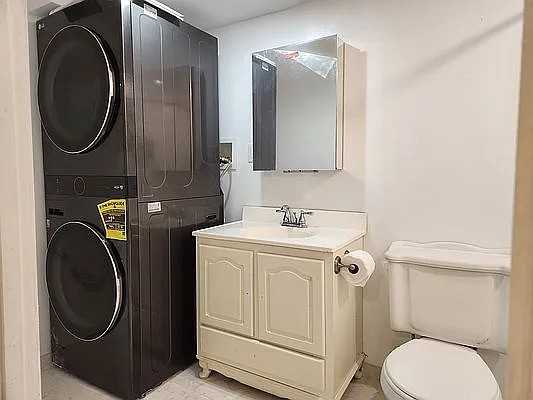 462 Sackett St #1 - Photo 5 of 10