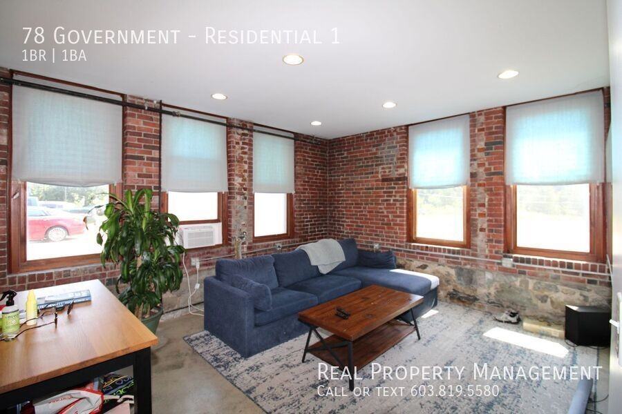 78 Government St - Photo 2 of 12