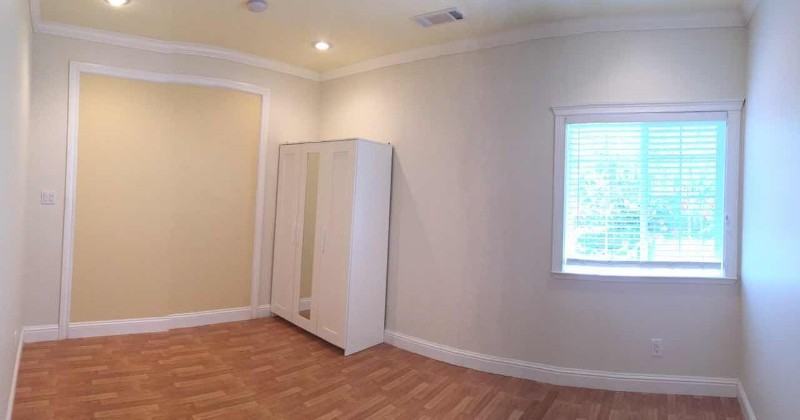 2150 Clarke Ave - Photo 3 of 11