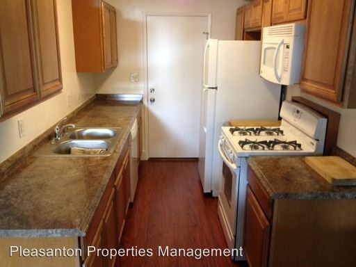 19041 Dagmar Dr - Photo 2 of 8