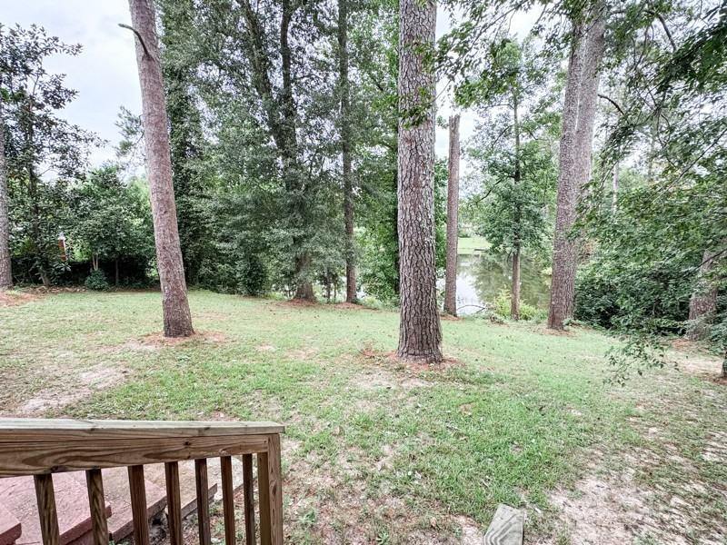 516 College St - Photo 3 of 18