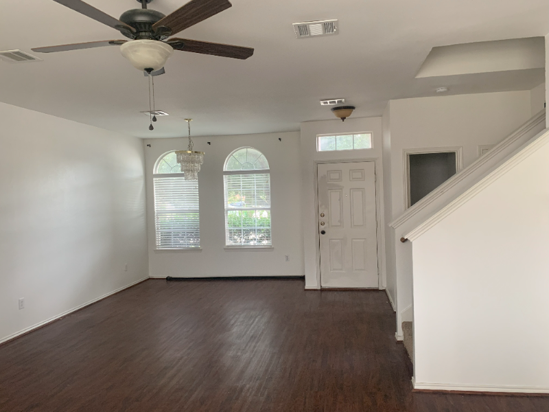 3204 Paradise Valley Dr - Photo 2 of 19