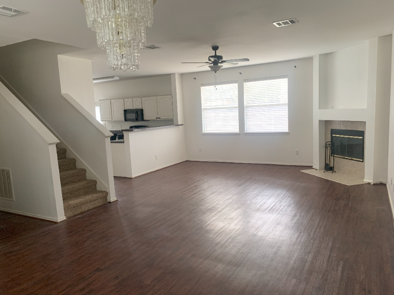 3204 Paradise Valley Dr - Photo 3 of 19