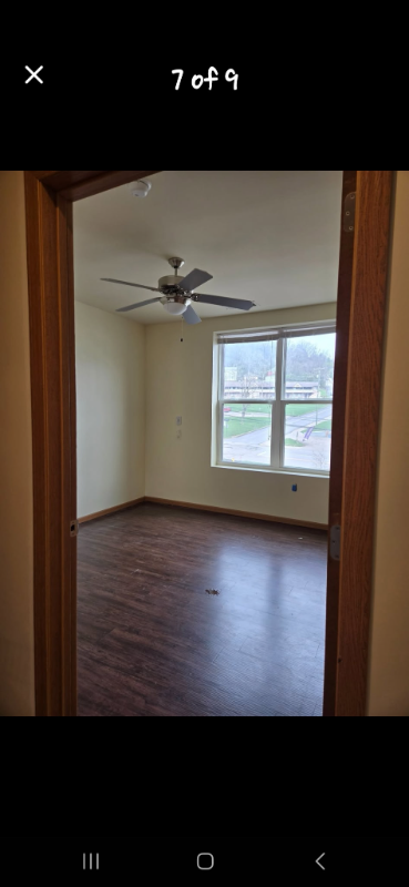 525 10th St W - Photo 7 of 10