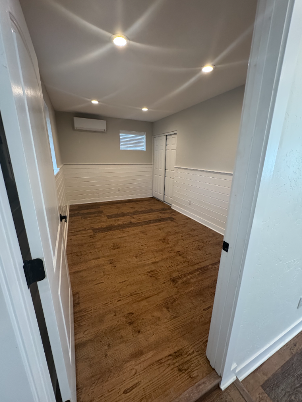 1208 Little Oaks Ln #B - Photo 3 of 8