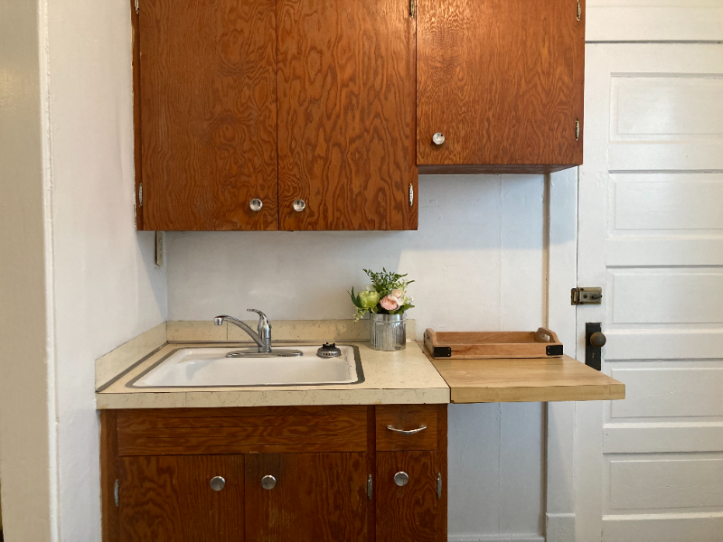 324 6th Avenue Southwest #5 - Photo 5 of 18