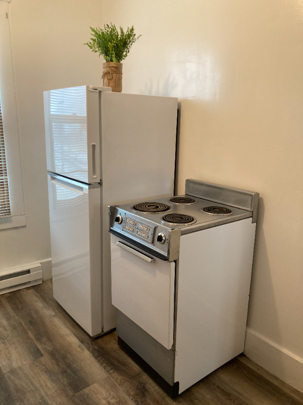 324 6th Avenue Southwest #5 - Photo 7 of 18