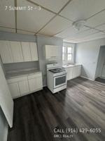 featured image of 7 Summit St #3