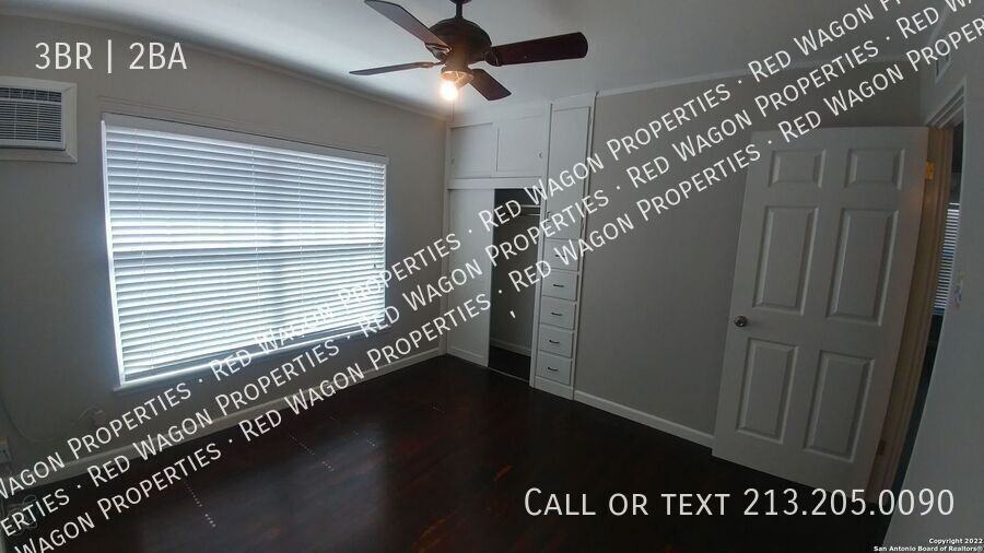 223 Brettonwood Dr - Photo 2 of 25