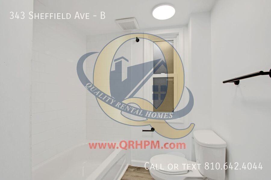 343 Sheffield Ave #B - Photo 6 of 11