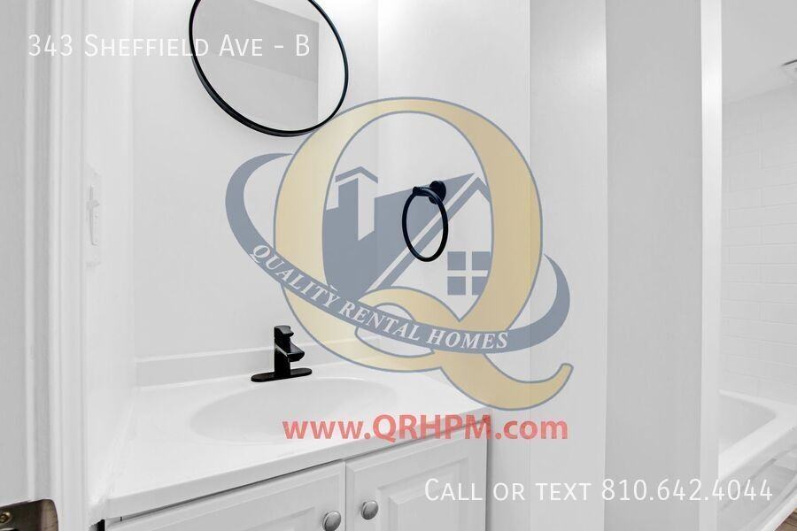 343 Sheffield Ave #B - Photo 7 of 11