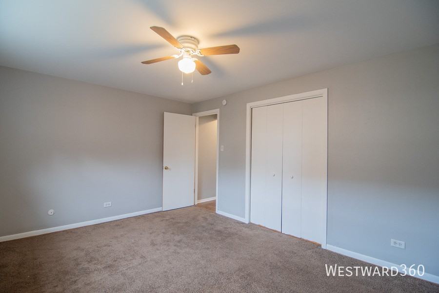 1127 W 127th Pl #C1 - Photo 3 of 10