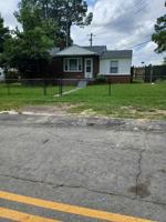 featured image of 3602 Rose Dr #1