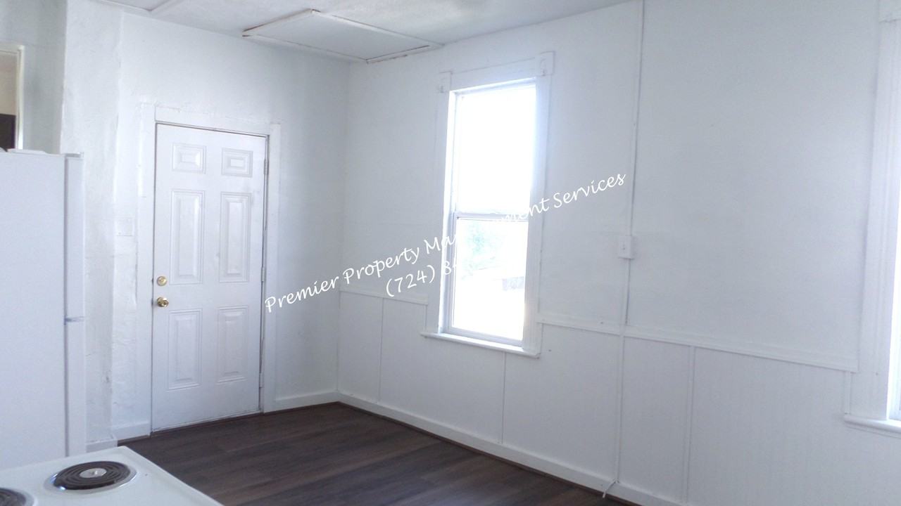 416 East Reynolds Street, Unit #1 - Photo 6 of 15