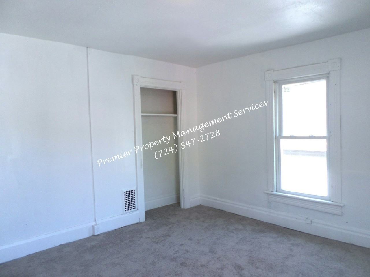 416 East Reynolds Street, Unit #1 - Photo 7 of 15