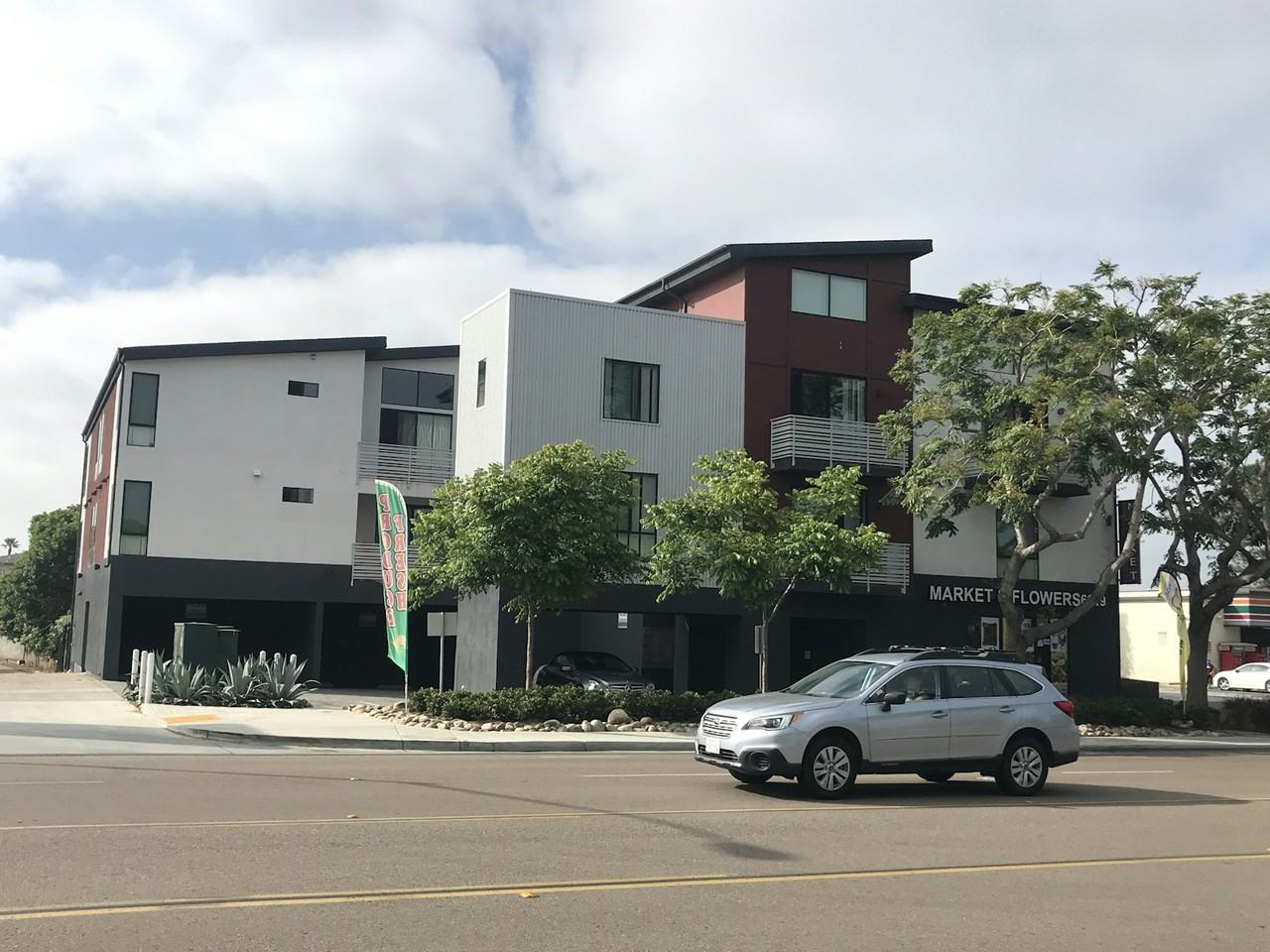 6619 Linda Vista Road, Unit 6 - Photo 3 of 29