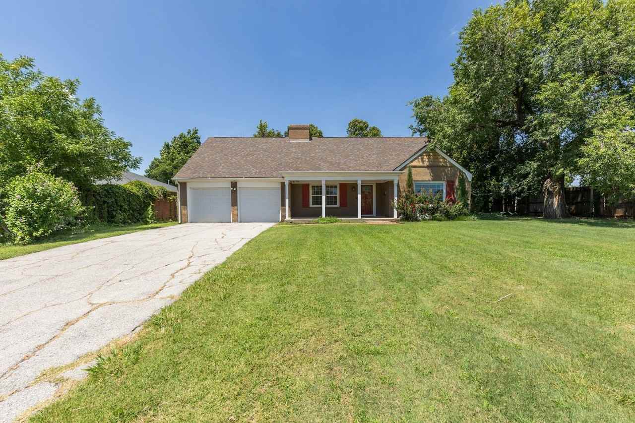 1101 Glenwood Avenue - Photo 2 of 37