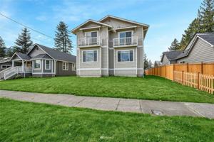 featured image of 313 Bendigo Blvd N #1