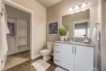 Bldg 12: Unit 207 Type 2: Standard - Photo 6 of 18