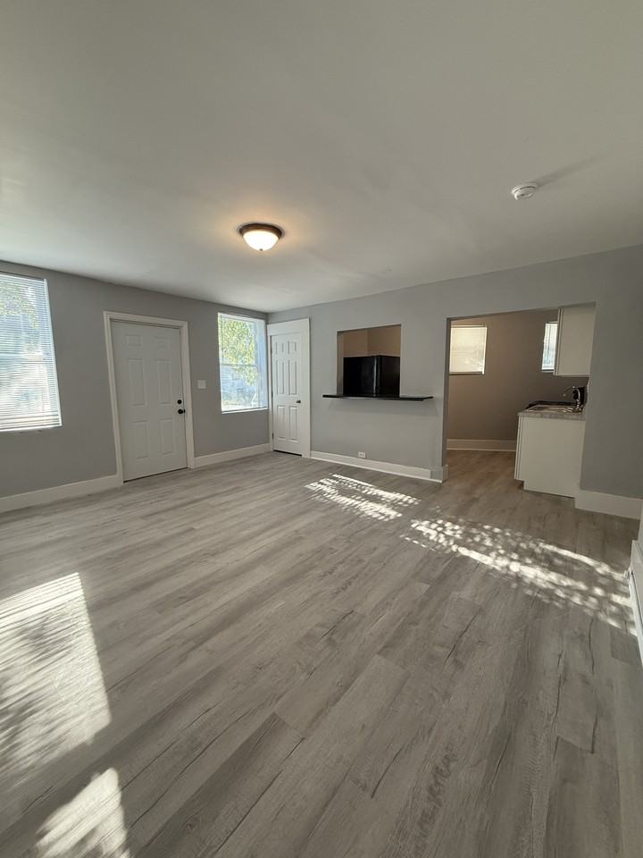 58 Bierce Avenue/231 S Torrence Street - Photo 6 of 50